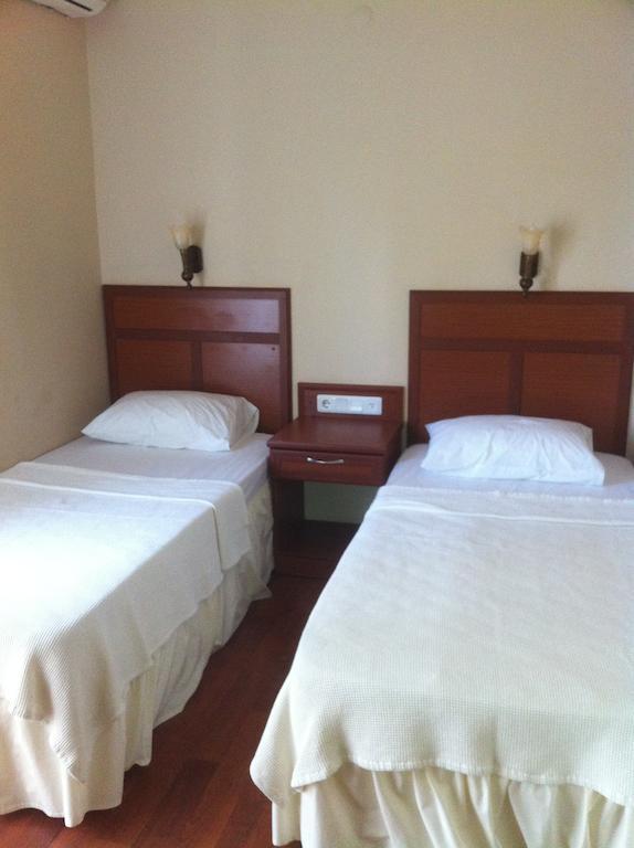Silva Hotel Ayvalı Szoba fotó